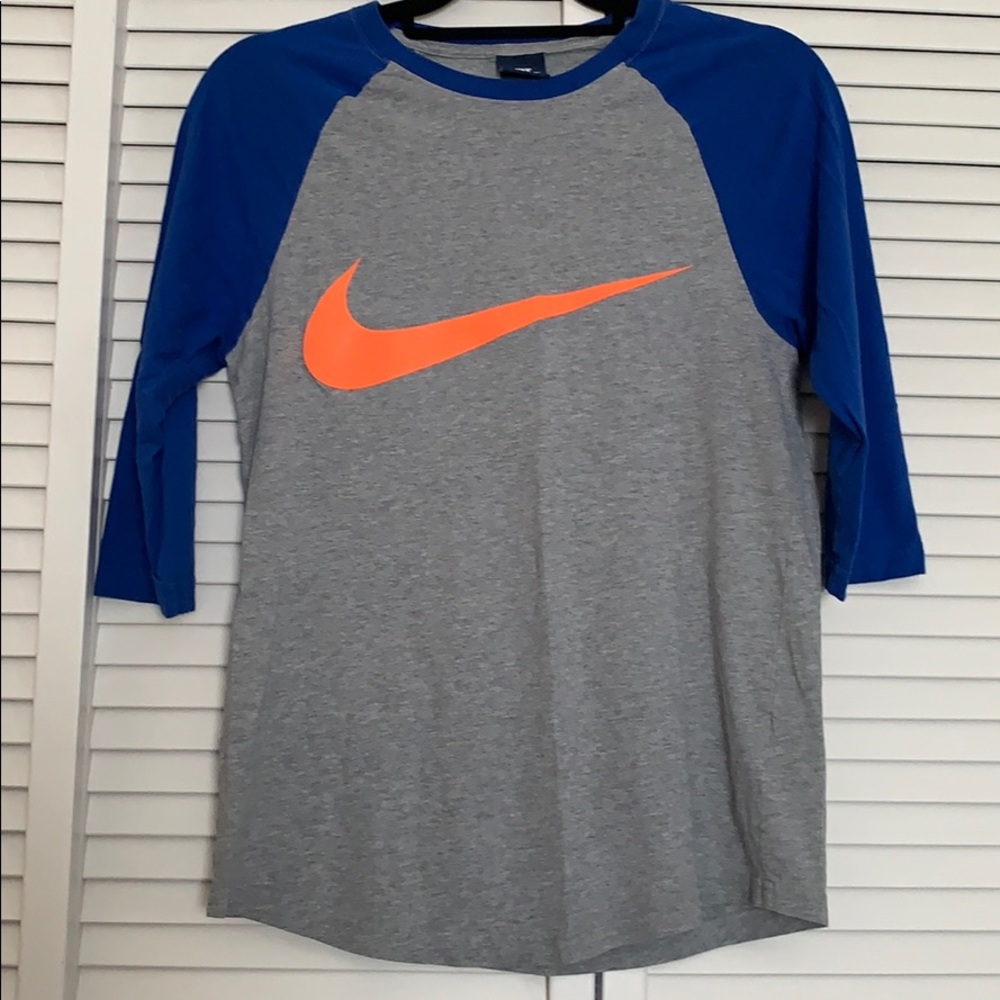 Nike 3/4 sleeve shirt